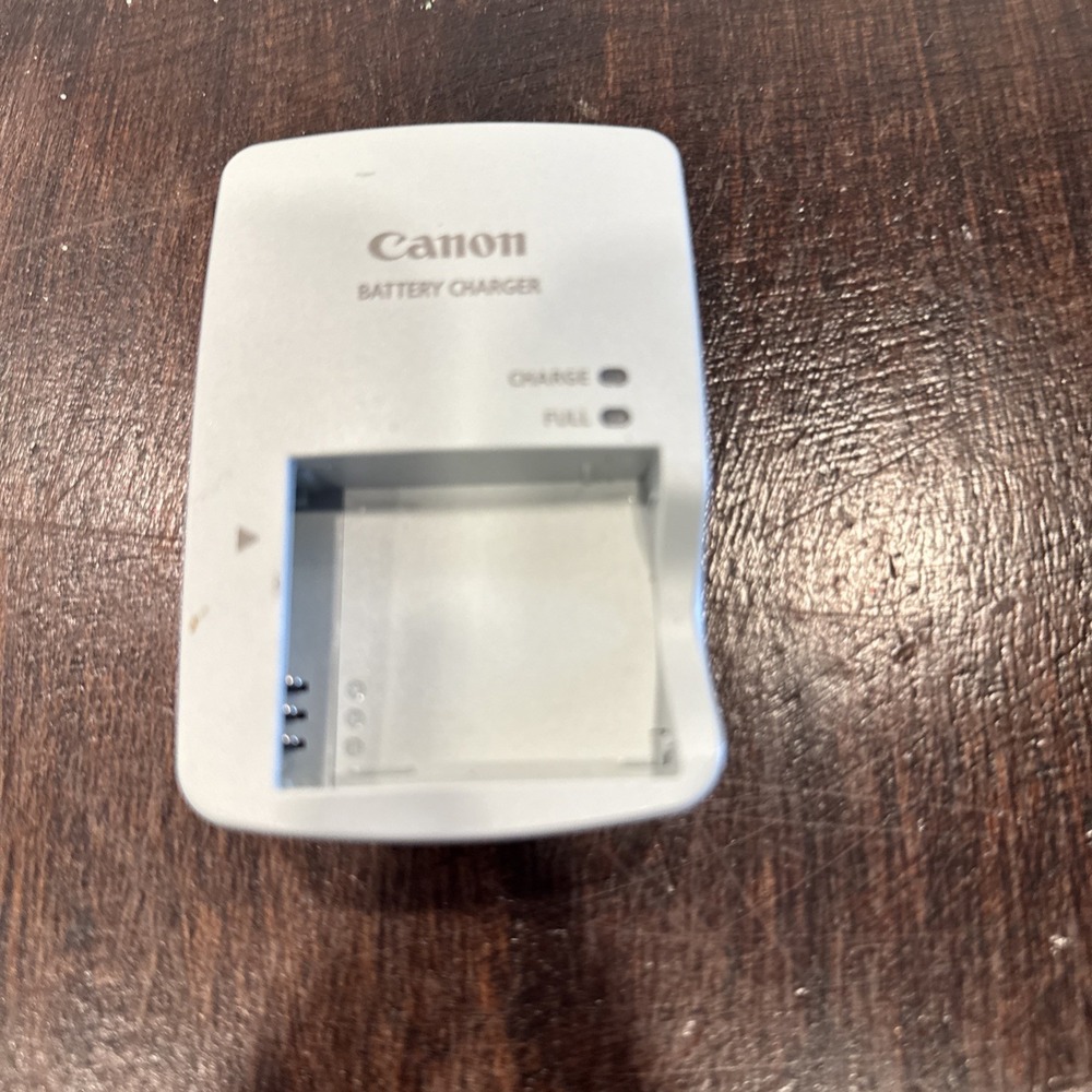 Canon CB-2LY Charger